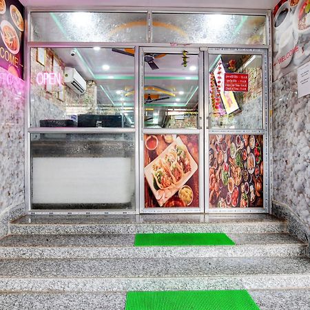 Joy Maa Tara Hotel & Restaurant Колката Екстер'єр фото