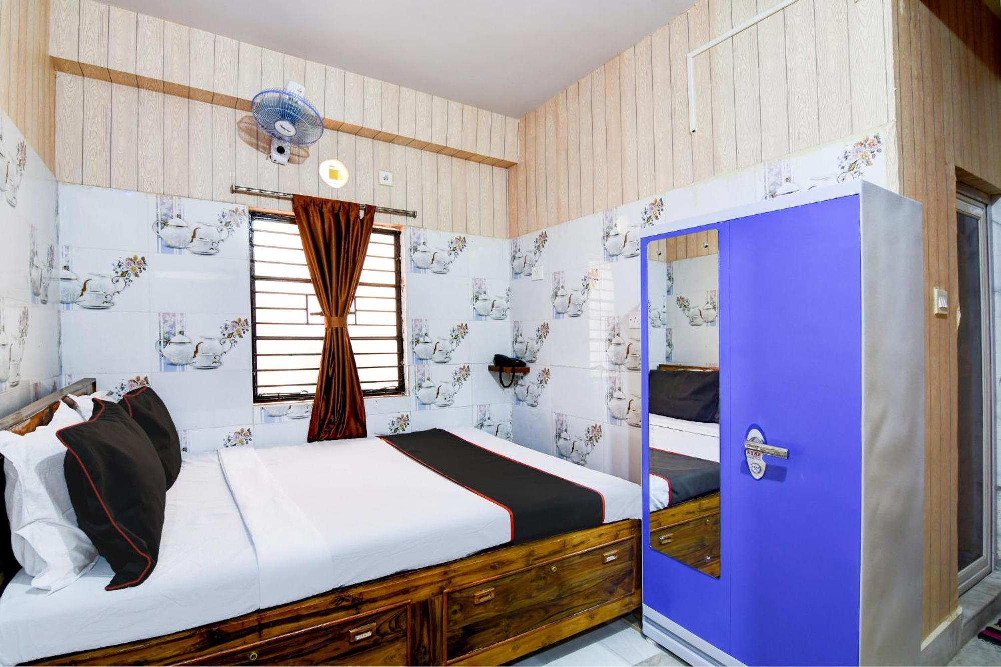 Joy Maa Tara Hotel & Restaurant Колката Екстер'єр фото