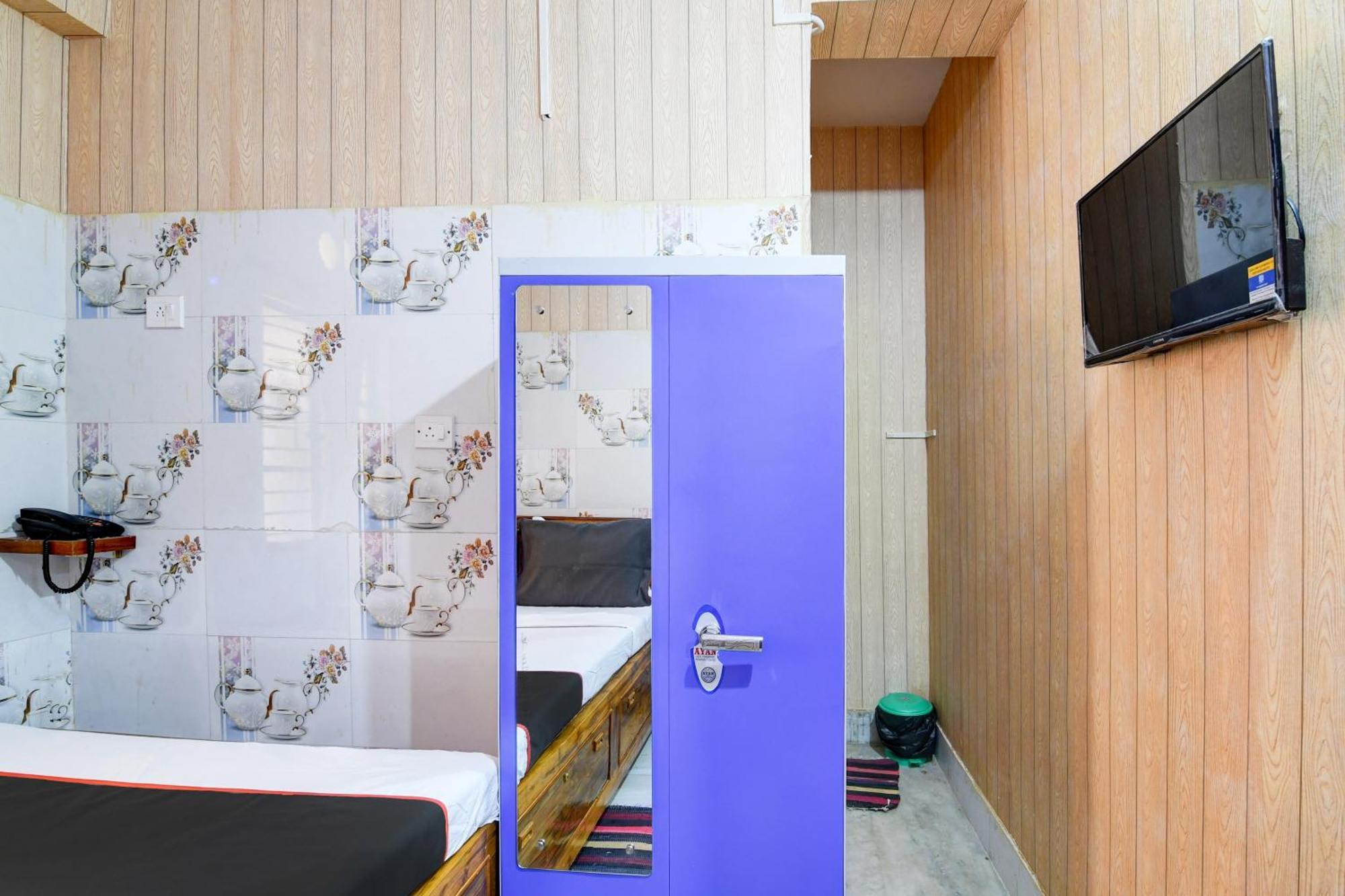 Joy Maa Tara Hotel & Restaurant Колката Екстер'єр фото